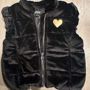 3T girls puffer vest Buffalo by David bitton